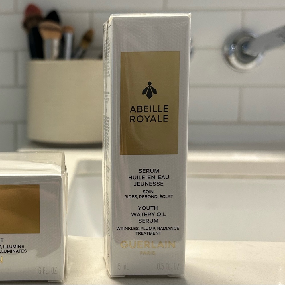 Guerlain Abeille Royale Youth Watery Oil Serum